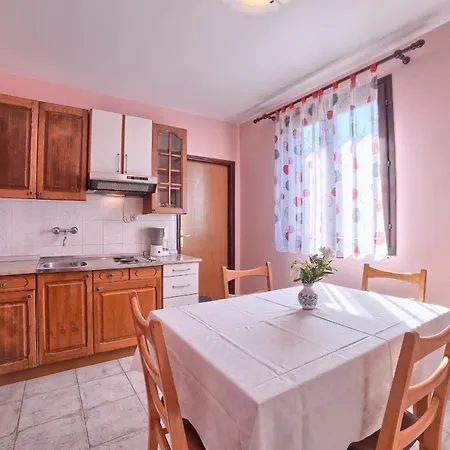 Apartment Mare3 With Pool, Sea View And Hydromassage