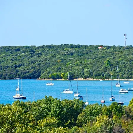 Mare3 With Pool, Sea View And Hydromassage Banjole