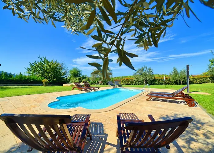 Mare3 With Pool, Sea View And Hydromassage