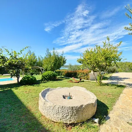 Mare3 With Pool, Sea View And Hydromassage Appartement