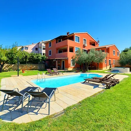 Mare3 With Pool, Sea View And Hydromassage Banjole