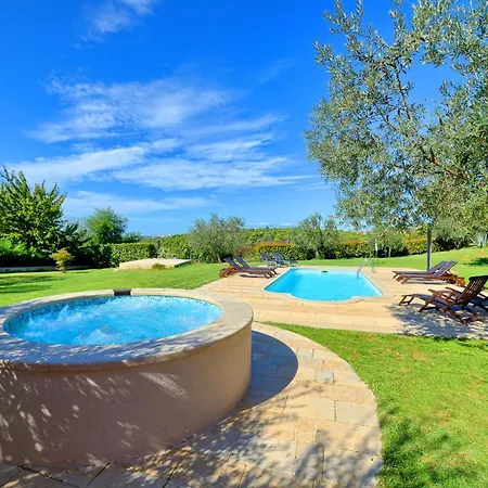 Appartement Mare3 With Pool, Sea View And Hydromassage *