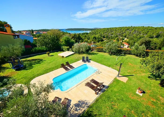 Mare3 With Pool, Sea View And Hydromassage Banjole